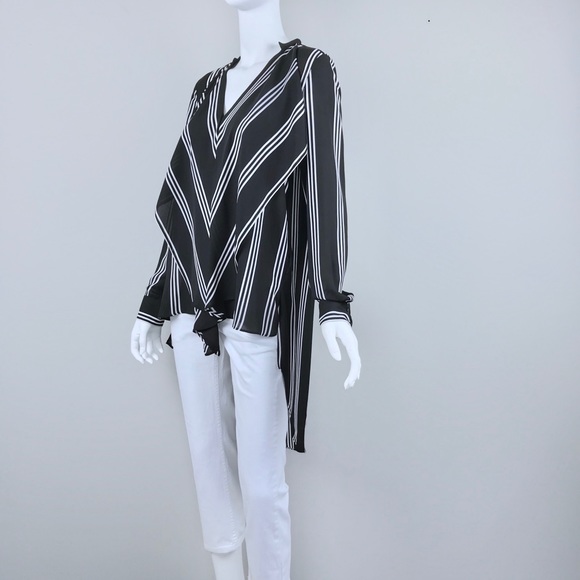 Peter Nygard Tops - {Peter Nygard} Black/White Striped Maxi Tunic Top